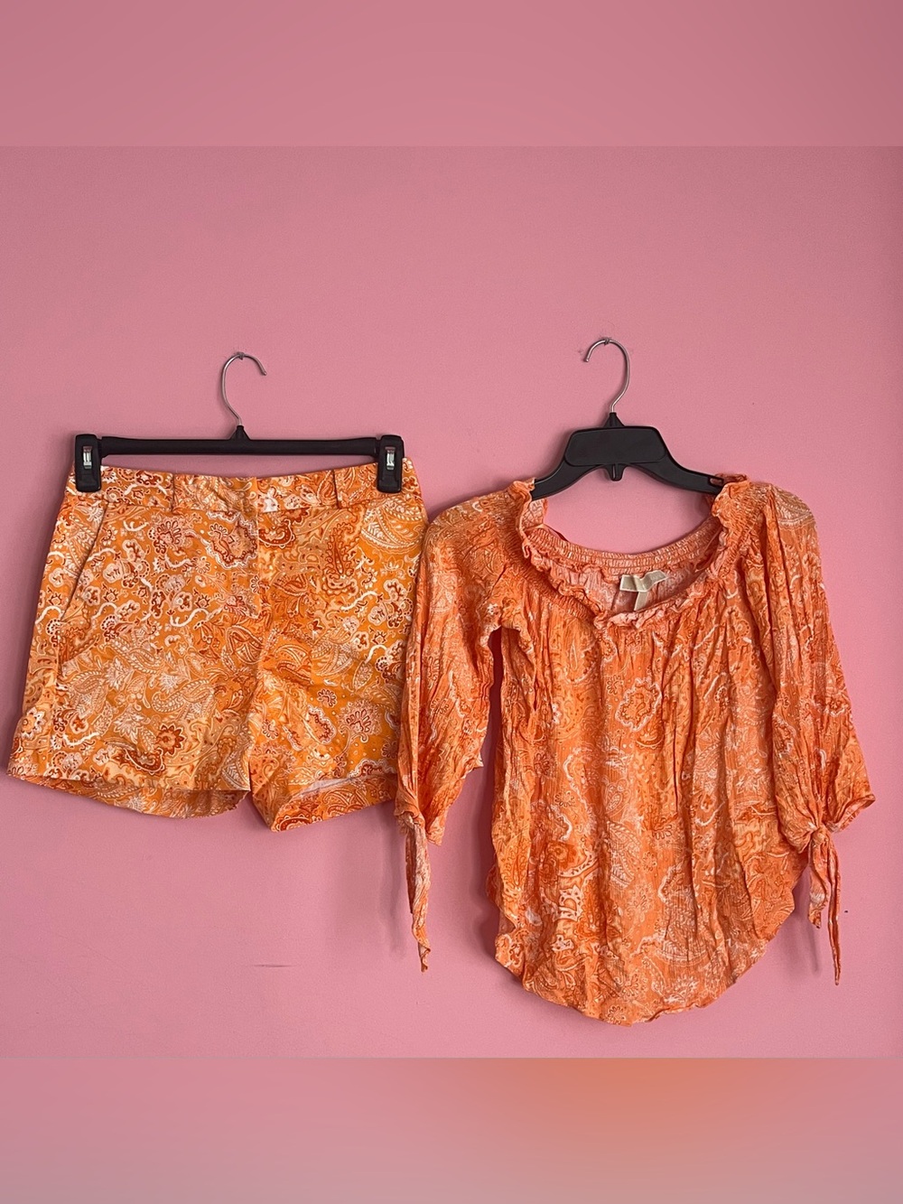 Michael Kors Paisley Orange and White Printed Off-Shoulder Top & Shorts 2Pcs Set